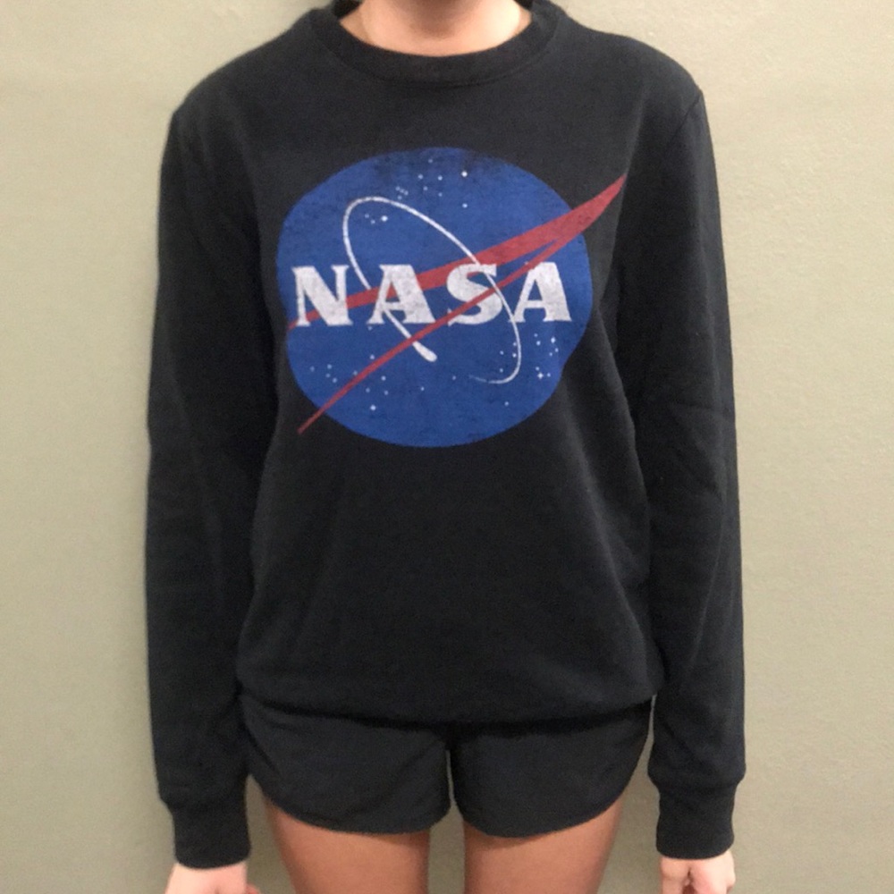 Old Navy NASA crewneck